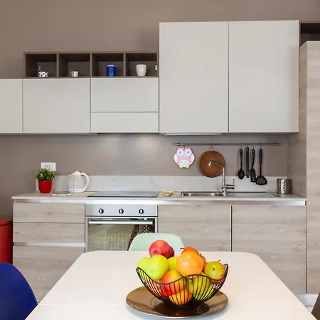 Casa Relax - Station Apartment Milan