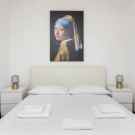 Apartment 1 Bedroom & 1 Living Apt - Duomo 5