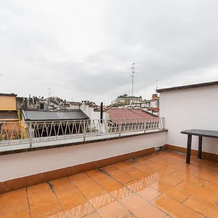 Appartement Sant'ambrogio Bright With Terrace Milan