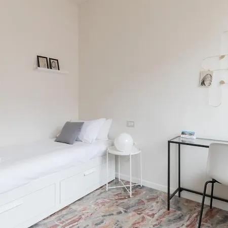 Italianway - Plinio 64 * Milan