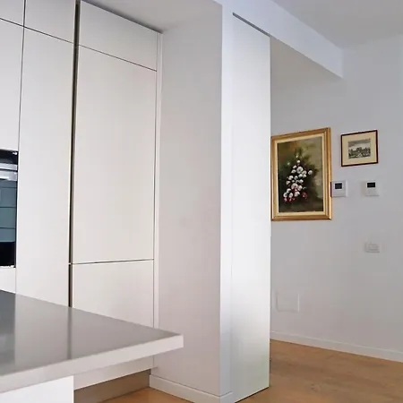 Apartment Porta Romana Elegant *