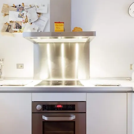 Luxury Penthouse Near Duomo Lägenhet