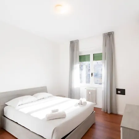 Apartment Millelire Bilo Travel Inside Milan