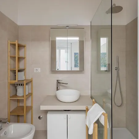 Hostmate - - Codara 1 - Navigli Lägenhet *