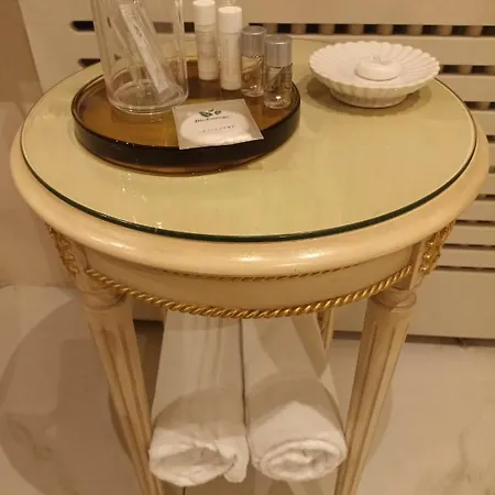 Mercanti Apts Via Passarella Apartman