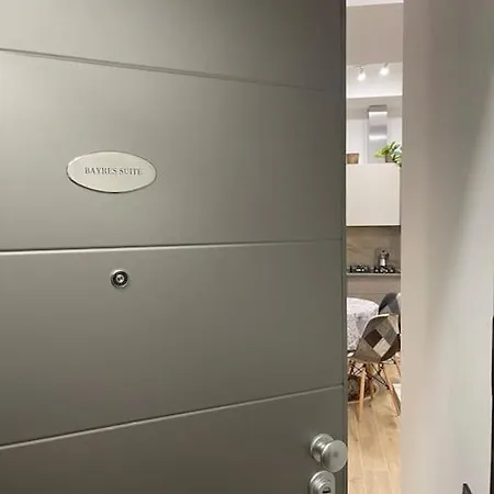 Nel Quartiere Bayres Completamente Rinnovata 밀라노