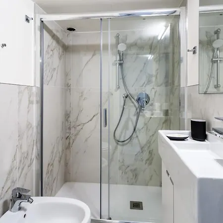 Italianway - The B Village Business * Milano