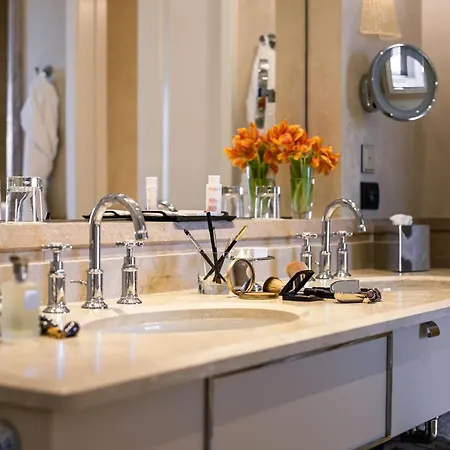 Hotell Palazzo Parigi & Grand - Lhw