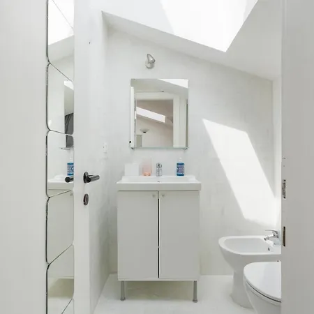 Lägenhet 1 Bedroom Apt - Duomo 4 Milano