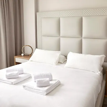 Prestige Boutique -piazza Duomo Apartman Milánó