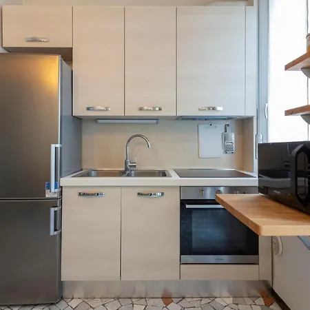 Apartment Big Apartment In Central Station Ponte Seveso 42 *