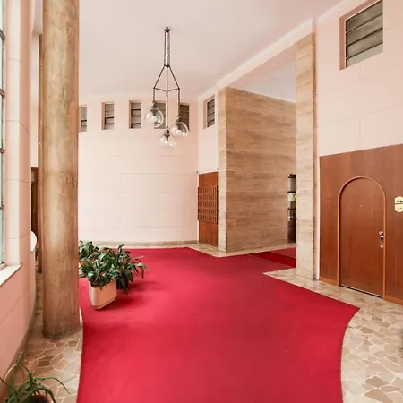 Bohemian District 2 Bdrs Apartamento