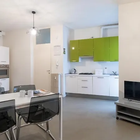 Apartment Italianway Easy - Plinio 64 *