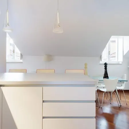 Luxury Penthouse Near Duomo Milano