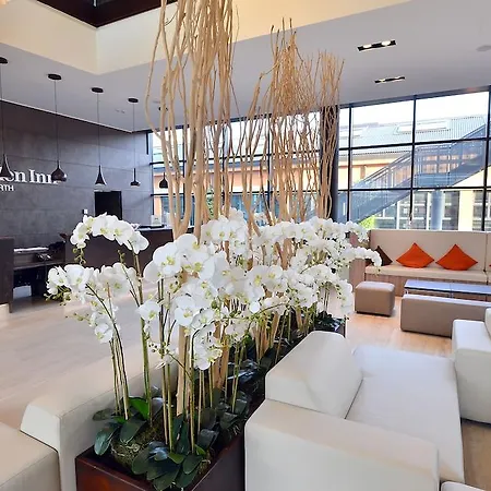 Hilton Garden North 4* Милан