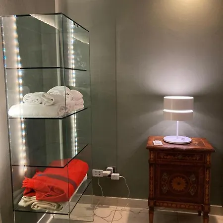 King Friends & Family Pied A Terre Milano Centrale Apartment