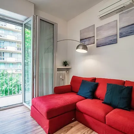 Altido Bright Life W/2 Balconies Apartment Milan