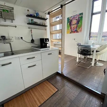Nuovo Intero Mini Loft Su Bi-livello Mailand