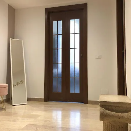 Appartement Ampio Bilocale A Milaan