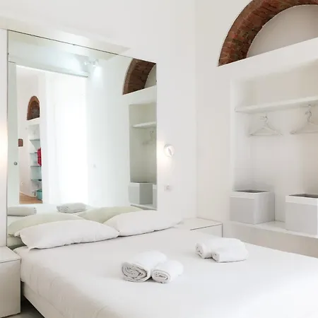 Primopiano - De Castillia 20 Apartman Milánó