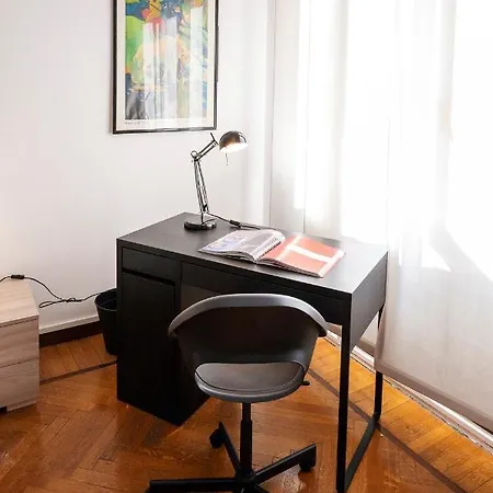 Central Apartment شقة