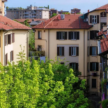 Joivy Stylish Flat, 5-minute Metro Trip To Centre Milan
