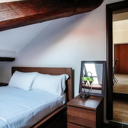 Joivy Stylish Flat, 5-minute Metro Trip To Centre * Milano