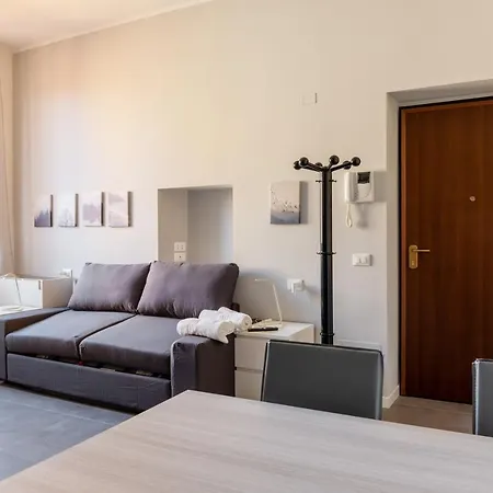 Newly Renovated Loft Near Apartment *