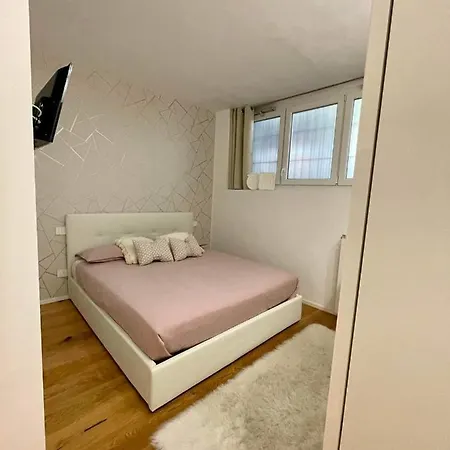 아파트 Led House Cadore - Bilocale Zona Centro *
