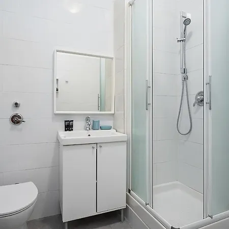 Hemeras Boutique Homes - Design In Canals District Apartment