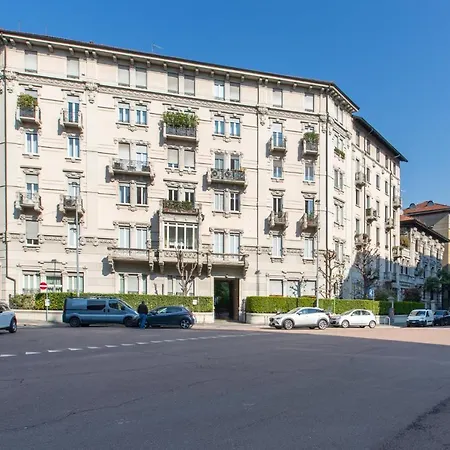 Mondadori - Luxury Terrace Near Porta Nuova, Duomo & Navigli شقة ميلان