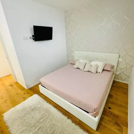 Led House Cadore - Bilocale Zona Centro 밀라노