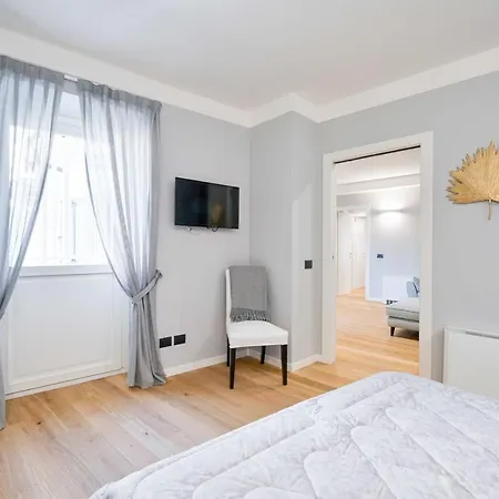דירה Porta Romana - Manzoni Apartment *