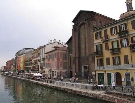 Apartment With Wonderful Navigli District View Milan