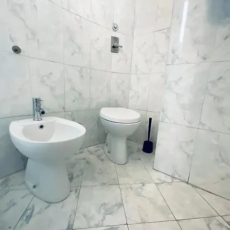 Apartment With Wonderful Navigli District View Milan
