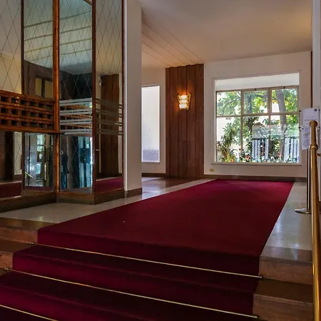 Central Apartment شقة *