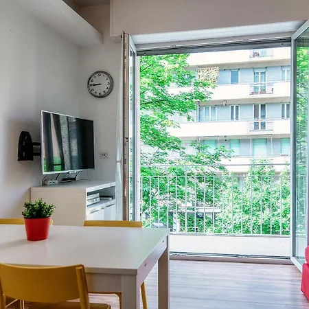 Altido Bright Life W/2 Balconies * Milan