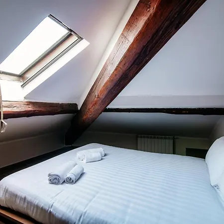 Joivy Stylish Flat, 5-minute Metro Trip To Centre * Milan