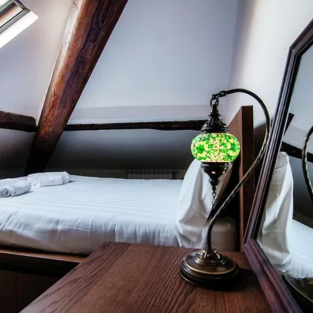 Joivy Stylish Flat, 5-minute Metro Trip To Centre Apartment