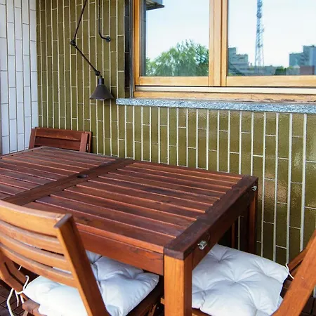 Altido Superb Flat In Porta Romana Διαμέρισμα