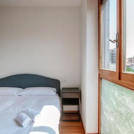 Διαμέρισμα Altido Superb Flat In Porta Romana Μιλάνο