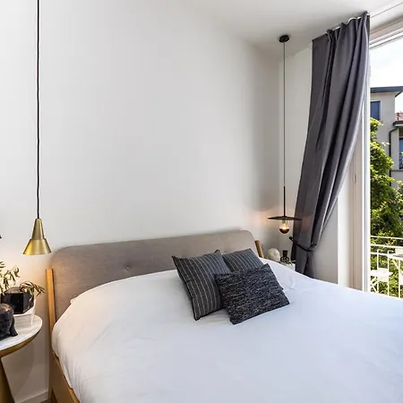 *villa Olivo*with Private Terrace & Jacuzzi + 3bedrooms Feriehus