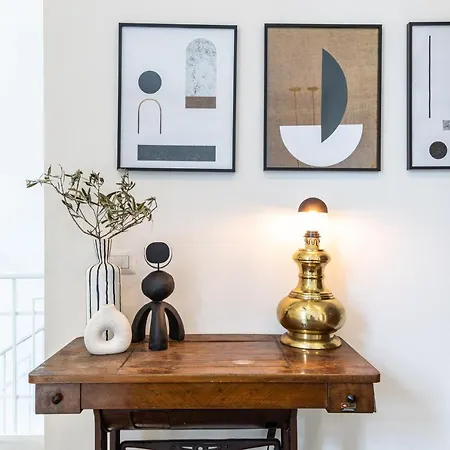 *villa Olivo*with Private Terrace & Jacuzzi + 3bedrooms Ferienhaus