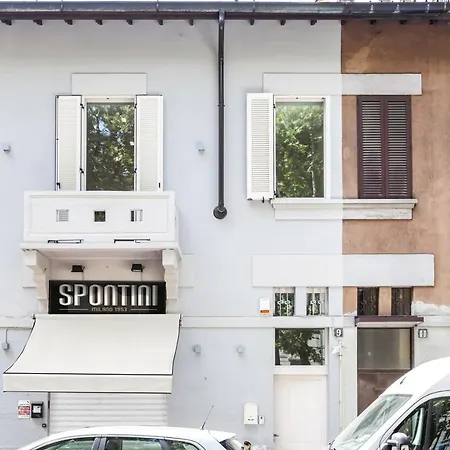*villa Olivo*with Private Terrace & Jacuzzi + 3bedrooms Casa vacanze Milano