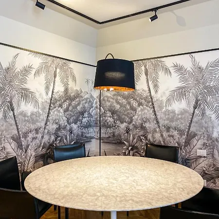 Exclusive Floor 2-bedroom Flat Appartement *