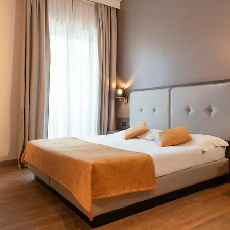 모킨바 호텔스 킹 밀라노