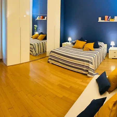 Apartment Chiara 34 - M4 Metro Blu *