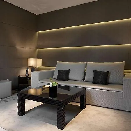 Hotell Armani 5*
