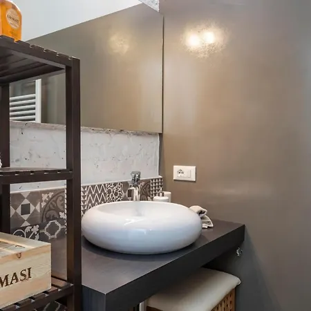 Castaldi 18 - In Tasca