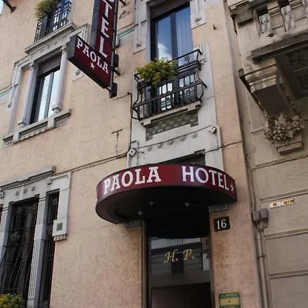 Paola Hotel